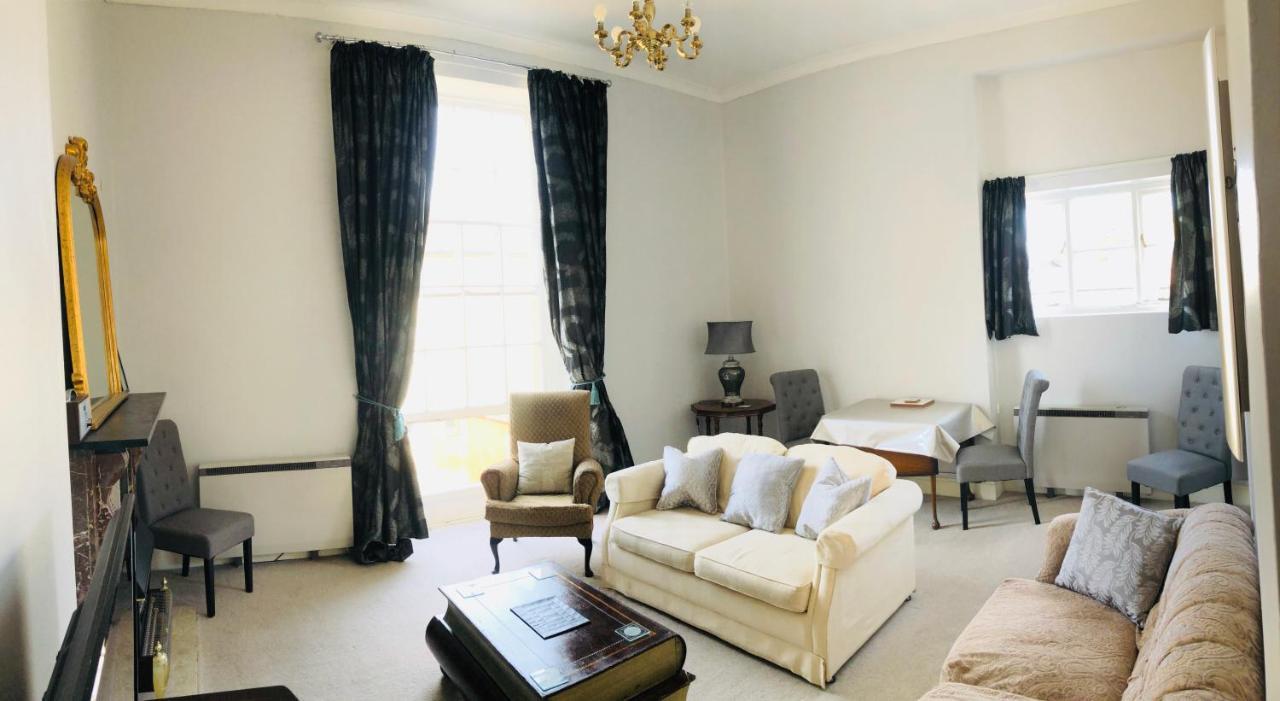 Alexander House Appartement Corsham Buitenkant foto