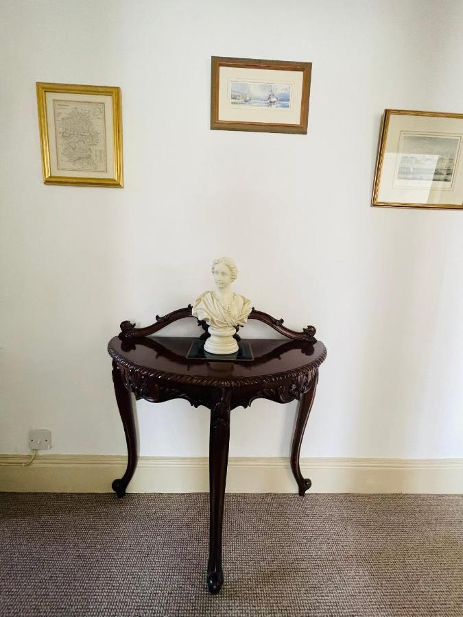 Alexander House Appartement Corsham Buitenkant foto